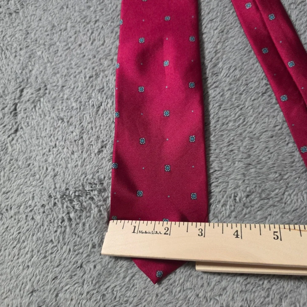 Cromwell & Stokes Mens OS‎ Necktie Burgundy Red Silk Geometric Medallion Italy